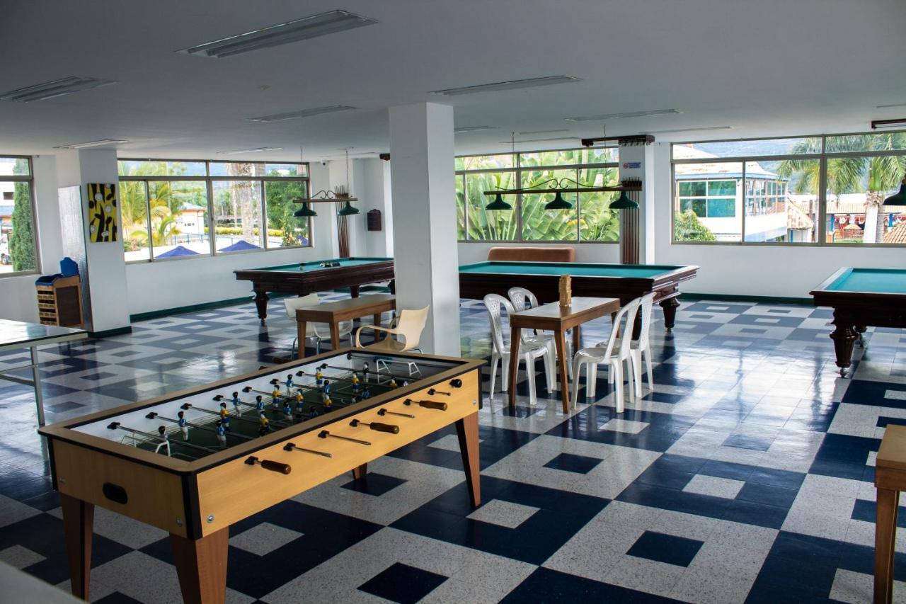 Hotel Chinauta Real Экстерьер фото