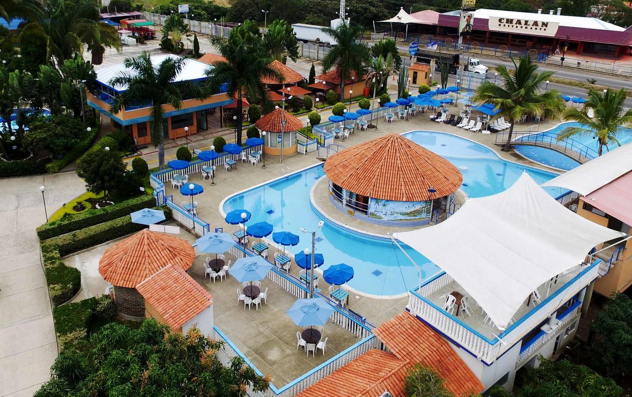 Hotel Chinauta Real Экстерьер фото